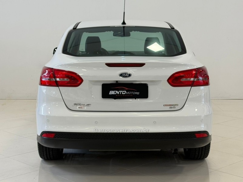 FOCUS 2.0 SE SEDAN 16V FLEX 4P AUTOMÁTICO - 2016 - BENTO GONçALVES