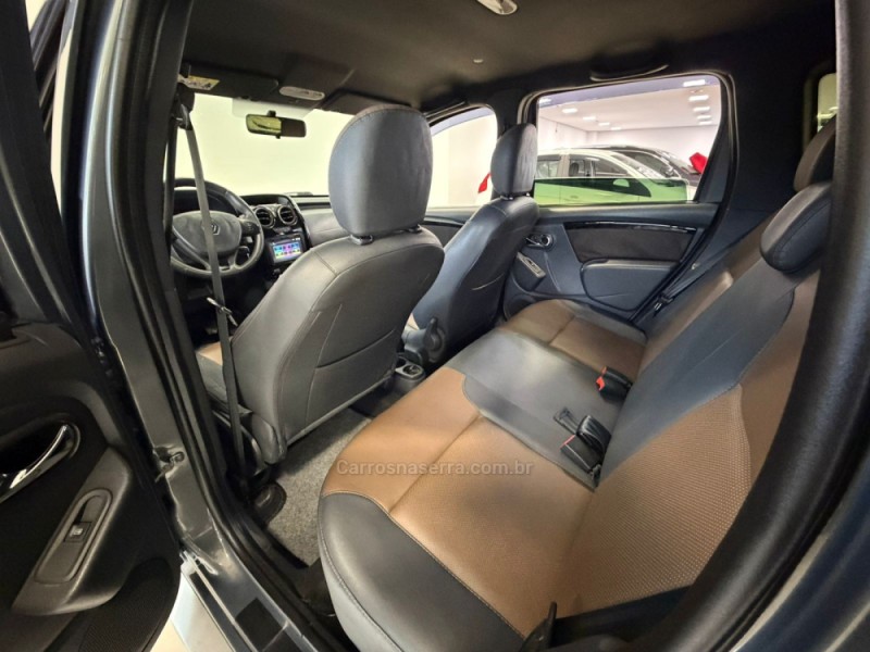 DUSTER 1.6 DYNAMIQUE 4X2 16V FLEX 4P MANUAL - 2016 - BENTO GONçALVES