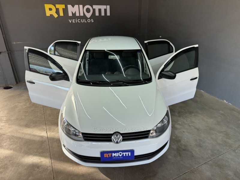 GOL 1.0 MI TRENDLINE 8V FLEX 4P MANUAL - 2015 - MUçUM