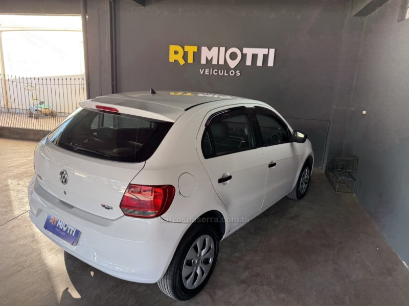 GOL 1.0 MI TRENDLINE 8V FLEX 4P MANUAL - 2015 - MUçUM