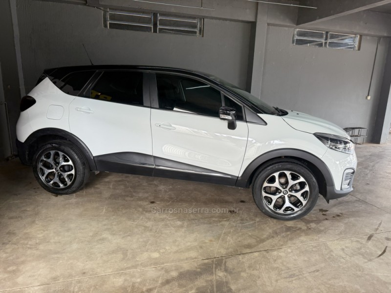 CAPTUR 2.0 16V FLEX INTENSE AUTOMÁTICO - 2018 - MUçUM