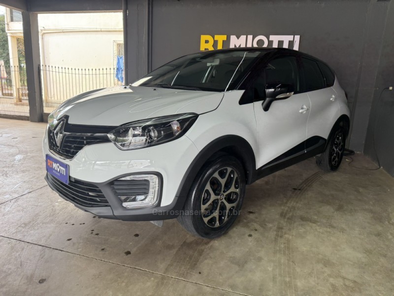 CAPTUR 2.0 16V FLEX INTENSE AUTOMÁTICO - 2018 - MUçUM