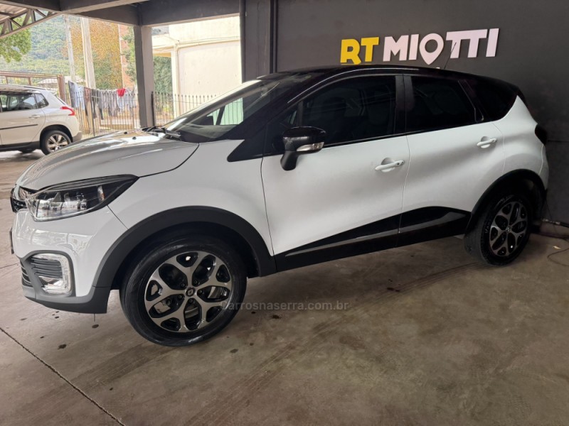 CAPTUR 2.0 16V FLEX INTENSE AUTOMÁTICO - 2018 - MUçUM