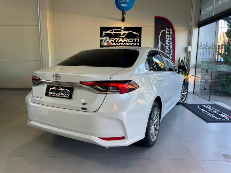 COROLLA 2.0 XEI 16V FLEX 4P AUTOMÁTICO - 2024 - CAXIAS DO SUL