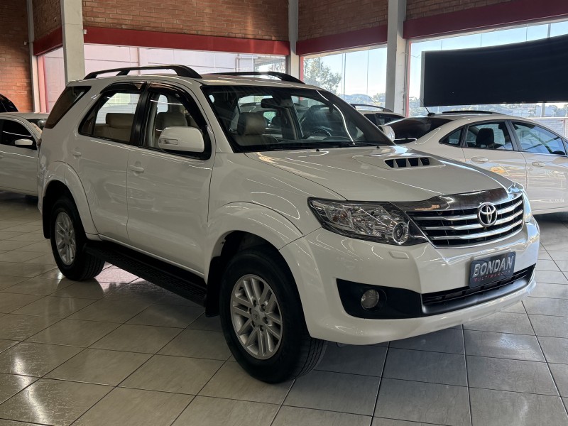 HILUX SW4 3.0 SRV 4X4 16V TURBO INTERCOOLER DIESEL 4P AUTOMÁTICO - 2012 - FARROUPILHA