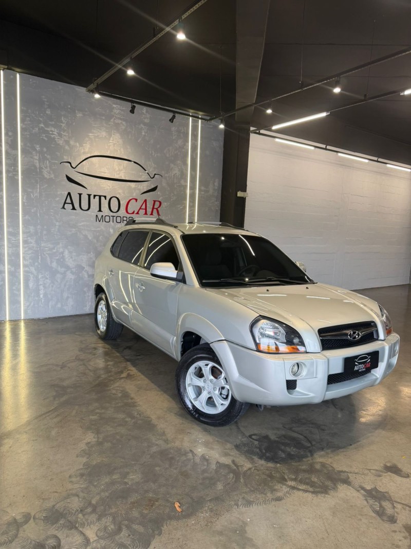 TUCSON 2.0 MPFI GLS 16V 143CV 2WD GASOLINA 4P AUTOMÁTICO