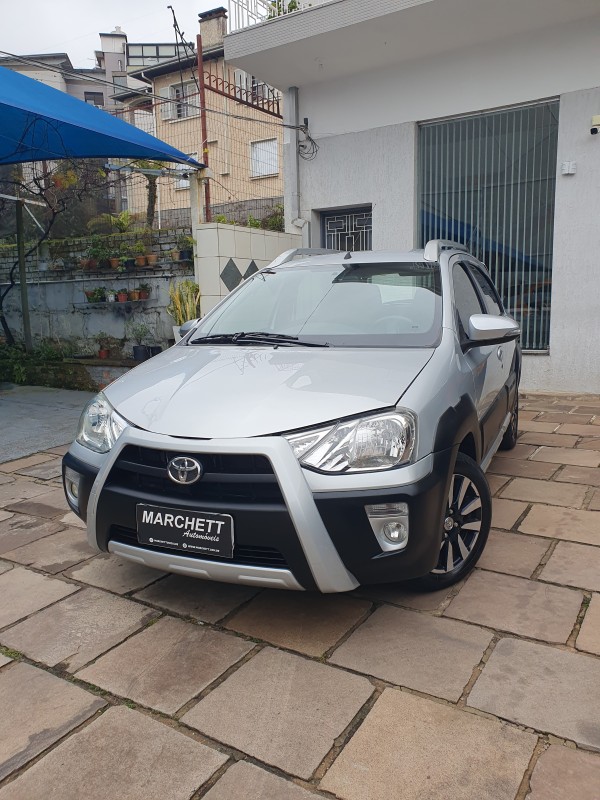 ETIOS CROSS 1.5 16V FLEX 4P MANUAL - 2014 - CAXIAS DO SUL