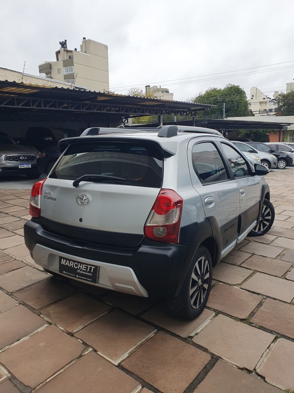 ETIOS CROSS 1.5 16V FLEX 4P MANUAL - 2014 - CAXIAS DO SUL