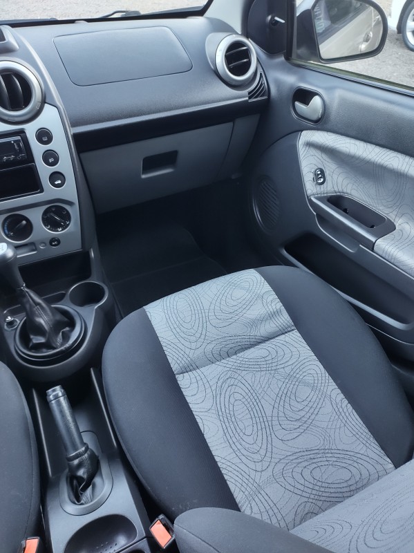 FIESTA 1.0 MPI SEDAN 8V FLEX 4P MANUAL - 2008 - VALE REAL