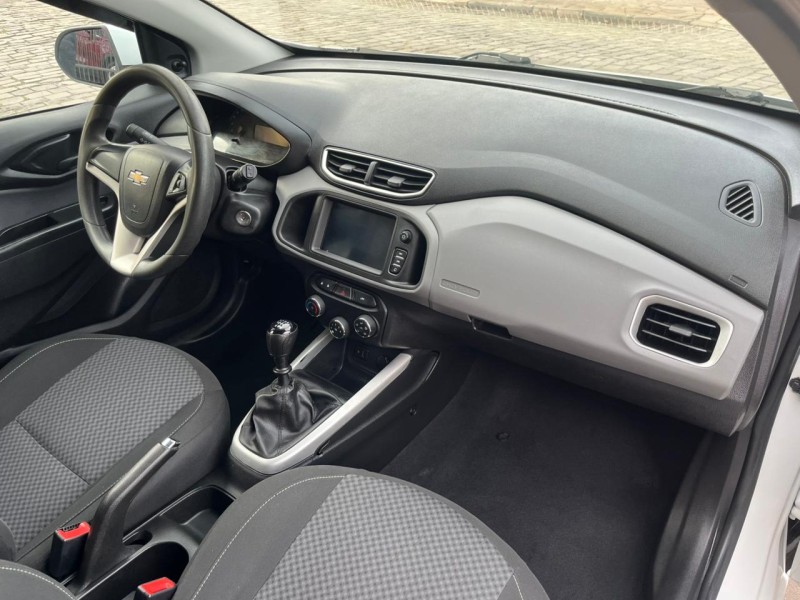 ONIX 1.4 MPFI LT 8V FLEX 4P MANUAL - 2018 - CAXIAS DO SUL