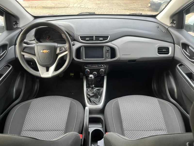 ONIX 1.4 MPFI LT 8V FLEX 4P MANUAL - 2018 - CAXIAS DO SUL