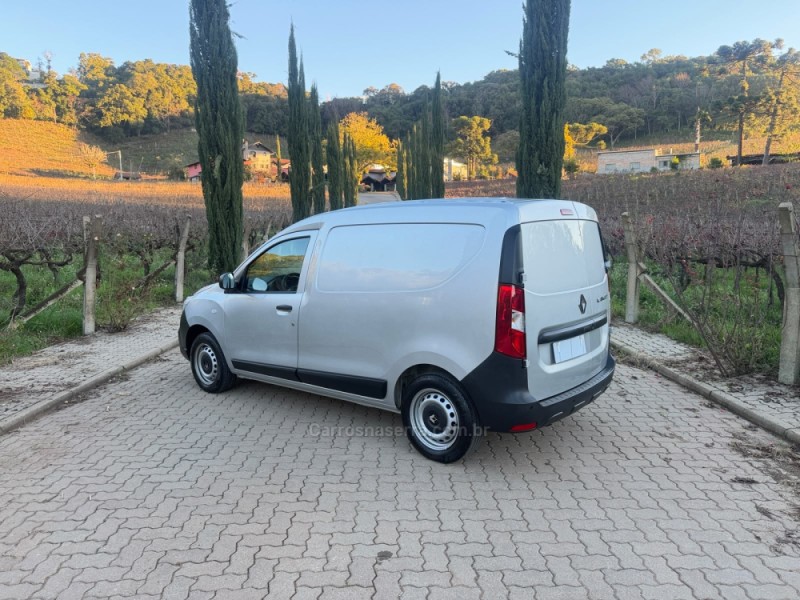 KANGOO 1.6 ADVANCED 16V FLEX 4P MANUAL - 2025 - CAXIAS DO SUL