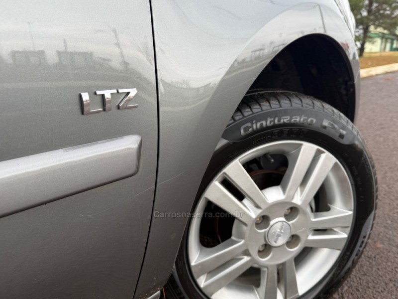 AGILE 1.4 MPFI LTZ 8V FLEX 4P MANUAL - 2011 - VACARIA