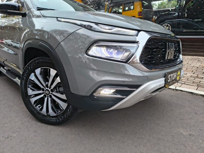 TORO 2.0 16V TURBO DIESEL VOLCANO AT9 4X4 AUTOMÁTICO - 2024 - DOIS IRMãOS