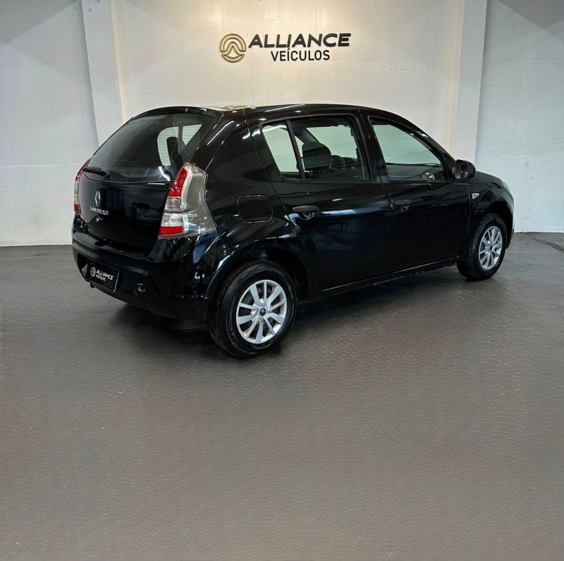 SANDERO 1.0 EXPRESSION 16V FLEX 4P MANUAL - 2014 - CAXIAS DO SUL