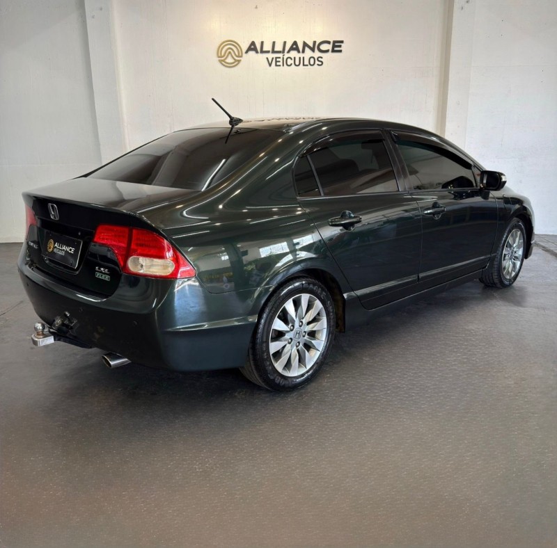 CIVIC 1.8 LXL 16V FLEX 4P AUTOMÁTICO - 2010 - CAXIAS DO SUL