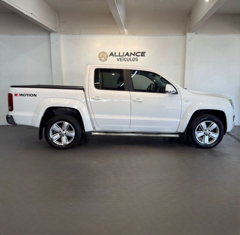 AMAROK 2.0 HIGHLINE 4X4 CD 16V TURBO INTERCOOLER DIESEL 4P AUTOMÁTICO - 2014 - CAXIAS DO SUL