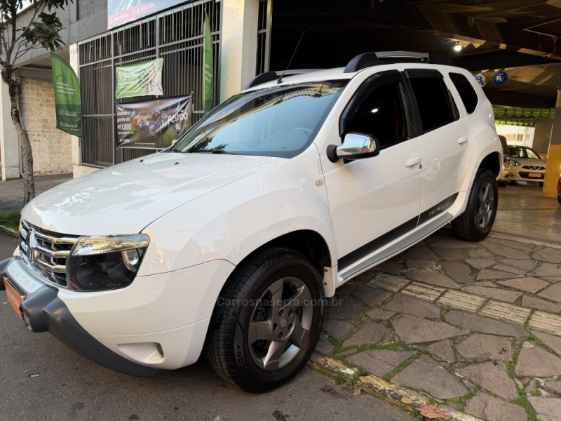 DUSTER 2.0 TECH ROAD 4X2 16V FLEX 4P MANUAL - 2014 - BENTO GONçALVES