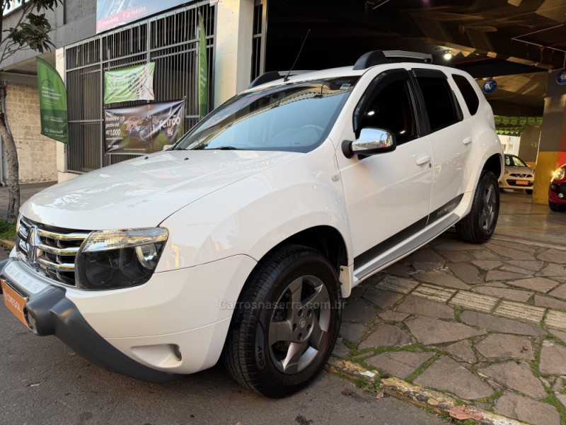 DUSTER 2.0 TECH ROAD 4X2 16V FLEX 4P MANUAL - 2014 - BENTO GONçALVES