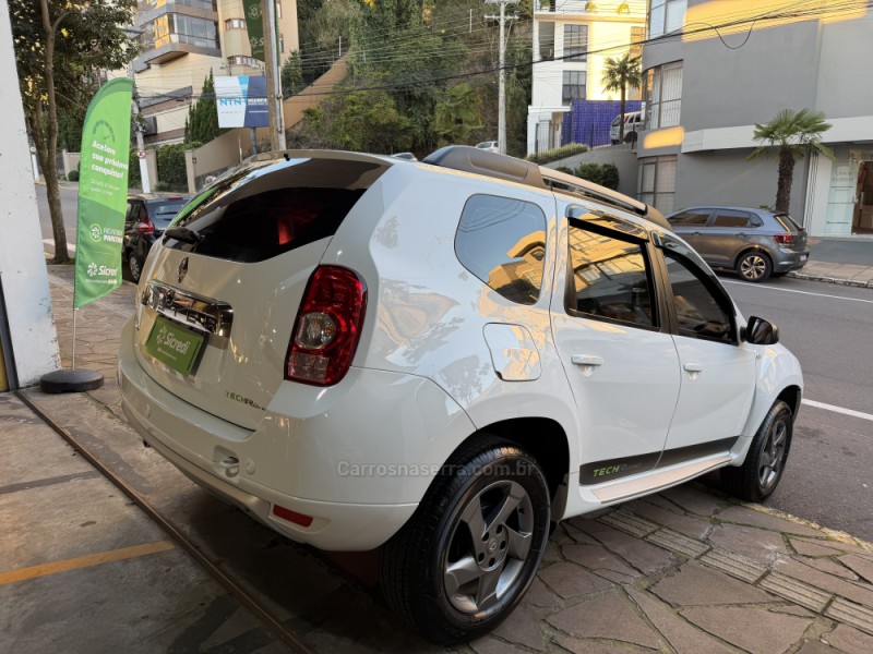 DUSTER 2.0 TECH ROAD 4X2 16V FLEX 4P MANUAL - 2014 - BENTO GONçALVES