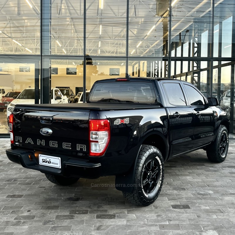 RANGER 2.2 XLS 4X4 CD 16V DIESEL 4P AUTOMÁTICO - 2023 - VACARIA