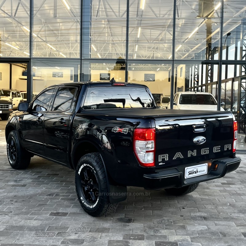 RANGER 2.2 XLS 4X4 CD 16V DIESEL 4P AUTOMÁTICO - 2023 - VACARIA