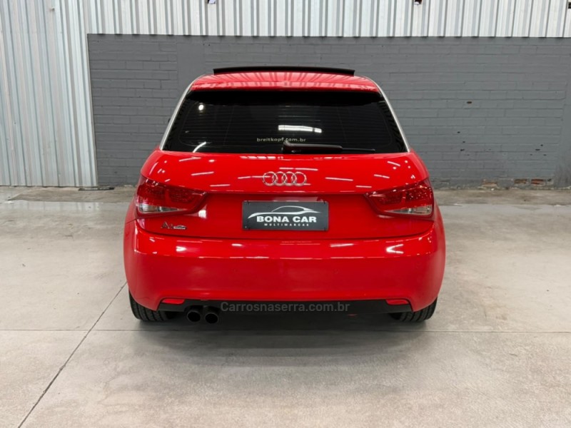 A1 1.4 TFSI ATTRACTION 16V 122CV GASOLINA 2P AUTOMÁTICO - 2011 - CAXIAS DO SUL