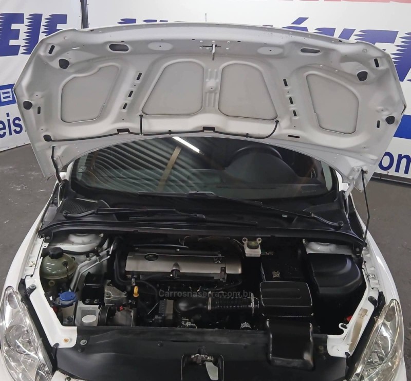 307 2.0 RALLYE 16V GASOLINA 4P MANUAL - 2004 - CAXIAS DO SUL