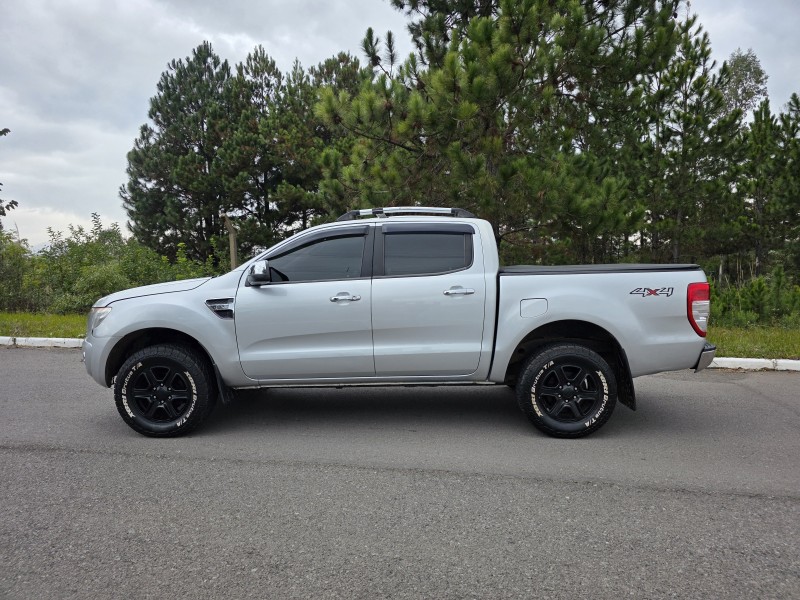 RANGER 3.2 XLT 4X4 CD 20V DIESEL 4P MANUAL - 2014 - BENTO GONçALVES