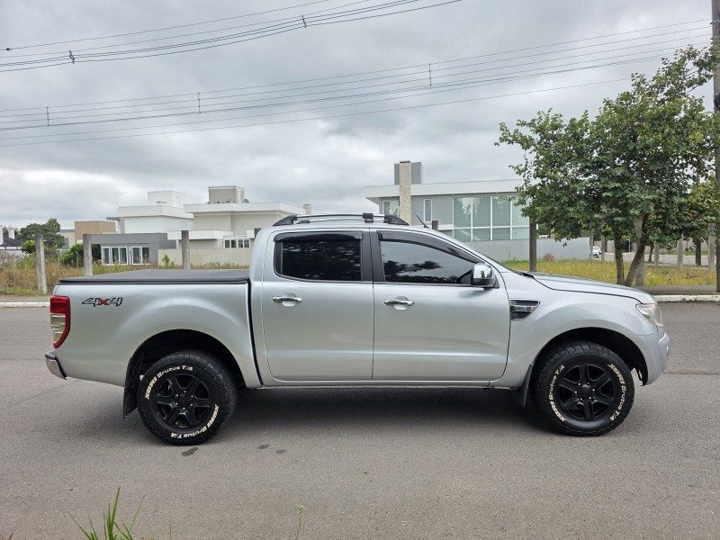 RANGER 3.2 XLT 4X4 CD 20V DIESEL 4P MANUAL - 2014 - BENTO GONçALVES