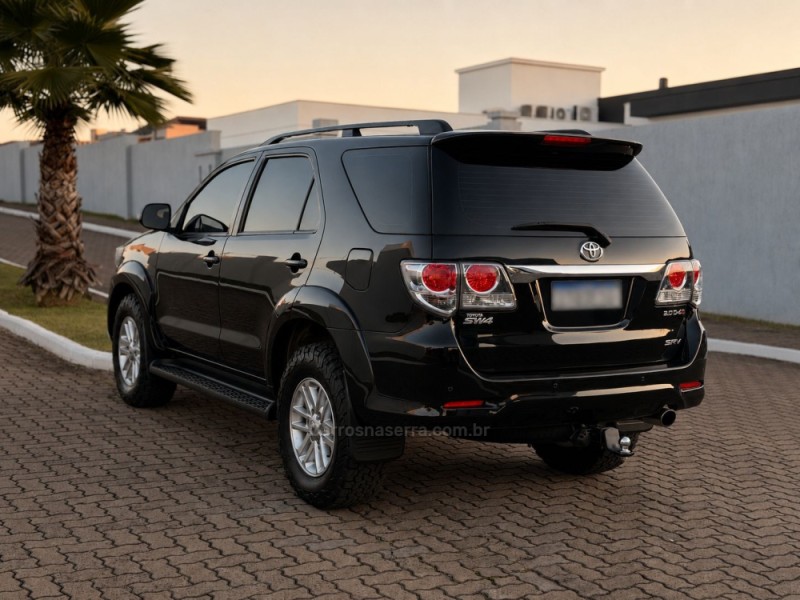HILUX SW4 3.0 SRV 4X4 16V TURBO INTERCOOLER DIESEL 4P AUTOMÁTICO - 2012 - LAJEADO