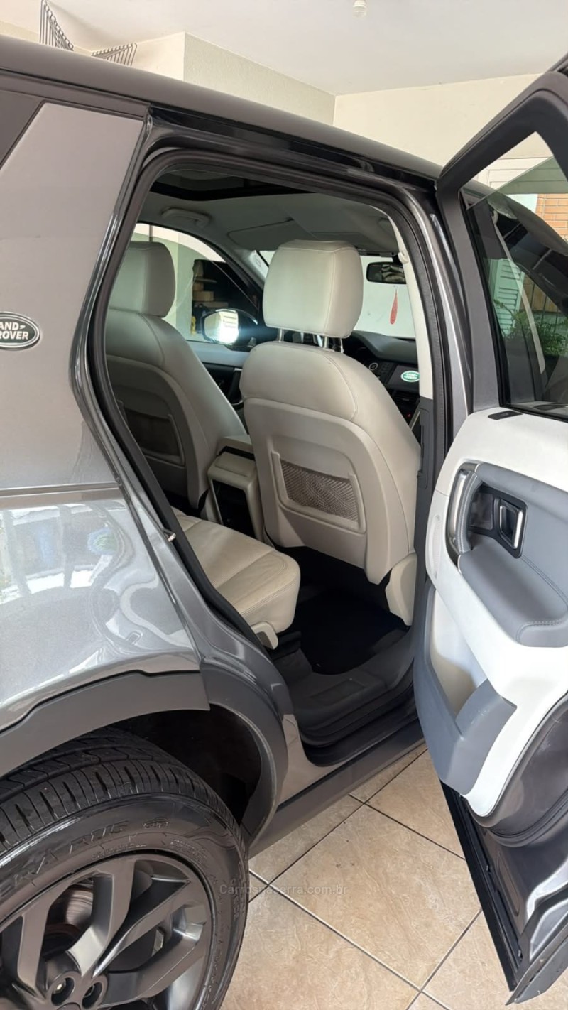 DISCOVERY SPORT 2.0 16V SI4 TURBO GASOLINA HSE 4P AUTOMÁTICO - 2015 - CAXIAS DO SUL
