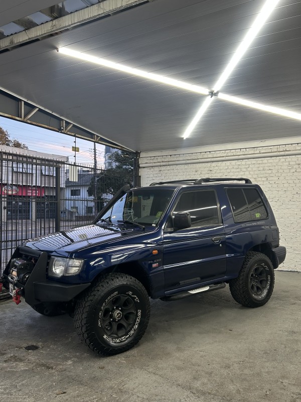 PAJERO 3.0 GLS-B 4X4 V6 24V GASOLINA 2P MANUAL - 2000 - CAXIAS DO SUL