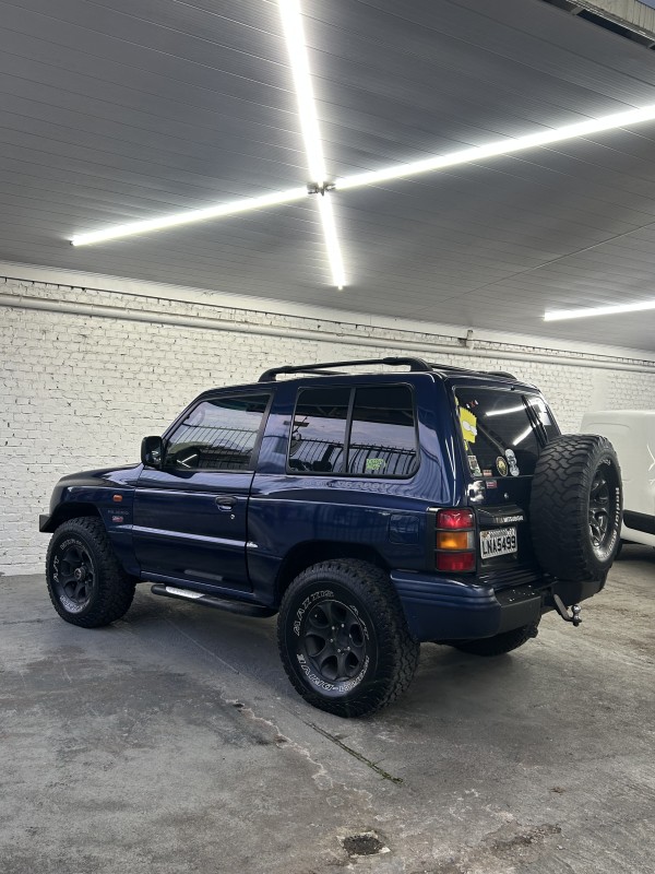 PAJERO 3.0 GLS-B 4X4 V6 24V GASOLINA 2P MANUAL - 2000 - CAXIAS DO SUL