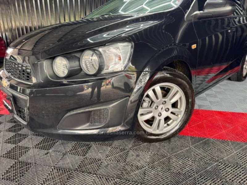 SONIC 1.6 LT SEDAN 16V FLEX 4P AUTOMÁTICO - 2013 - CAXIAS DO SUL