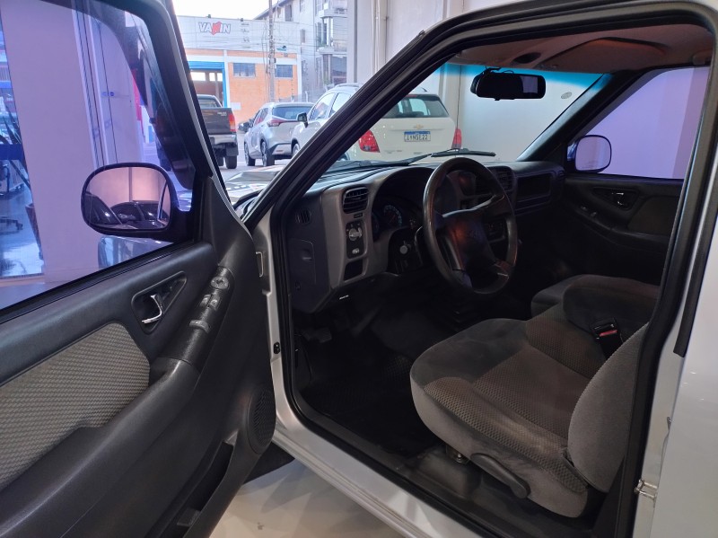 S10 2.4 MPFI ADVANTAGE 4X2 CS 8V FLEX 2P MANUAL - 2011 - BENTO GONçALVES