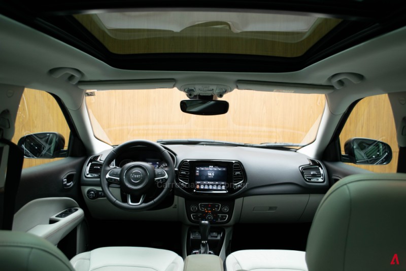 COMPASS 2.0 16V FLEX LIMITED AUTOMÁTICO - 2018 - GARIBALDI