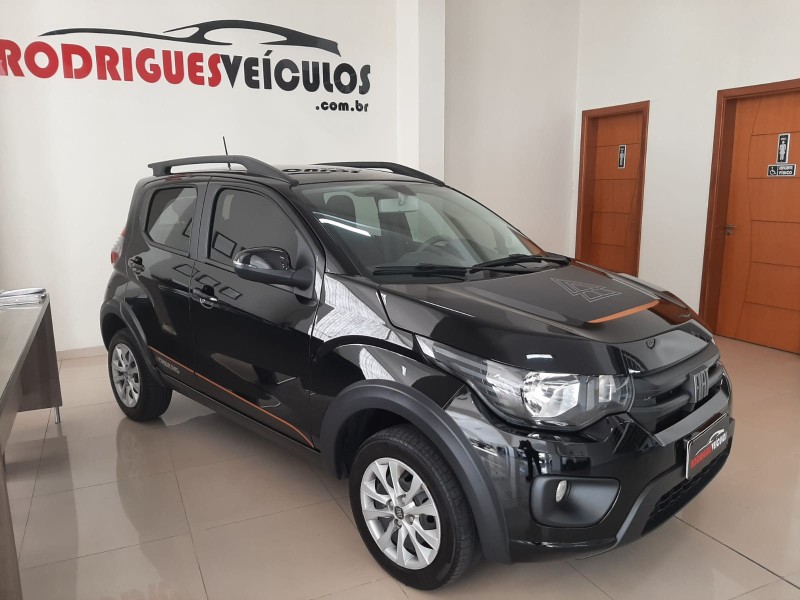 mobi 1.0 trekking 8v flex 4p manual 2025 caxias do sul