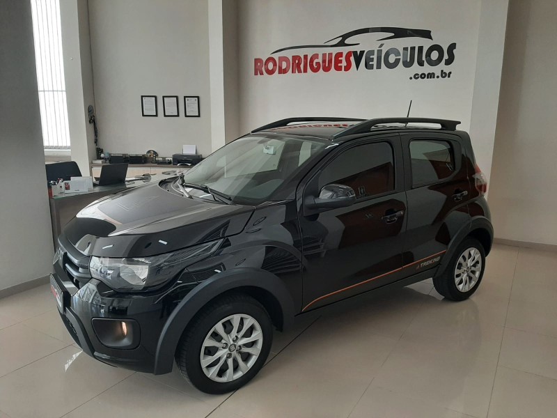 MOBI 1.0 TREKKING 8V FLEX 4P MANUAL - 2025 - CAXIAS DO SUL