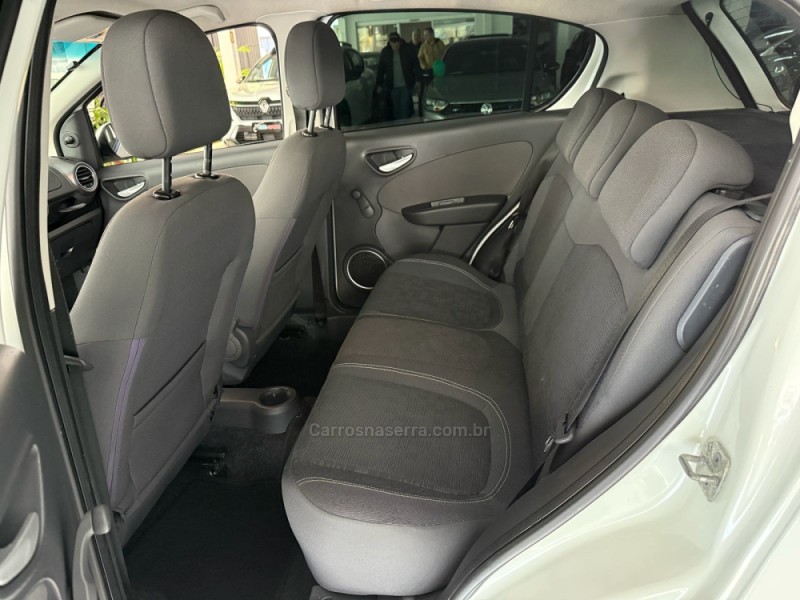 PALIO 1.0 MPI ATTRACTIVE 8V FLEX 4P MANUAL - 2017 - NOVO HAMBURGO
