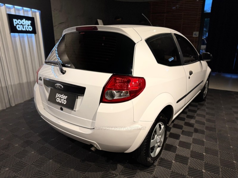 KA 1.0 MPI 8V FLEX 2P MANUAL - 2011 - FARROUPILHA