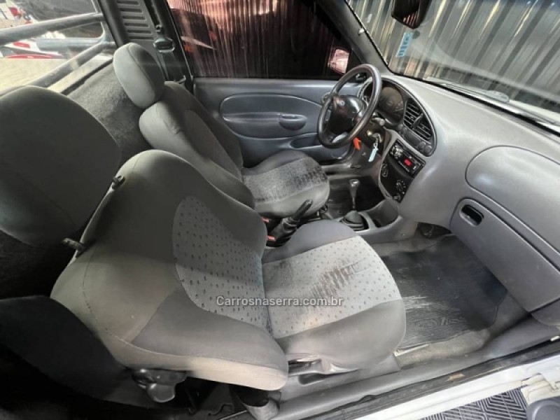 COURIER 1.6 MPI L 8V GASOLINA 2P MANUAL - 2005 - CAXIAS DO SUL