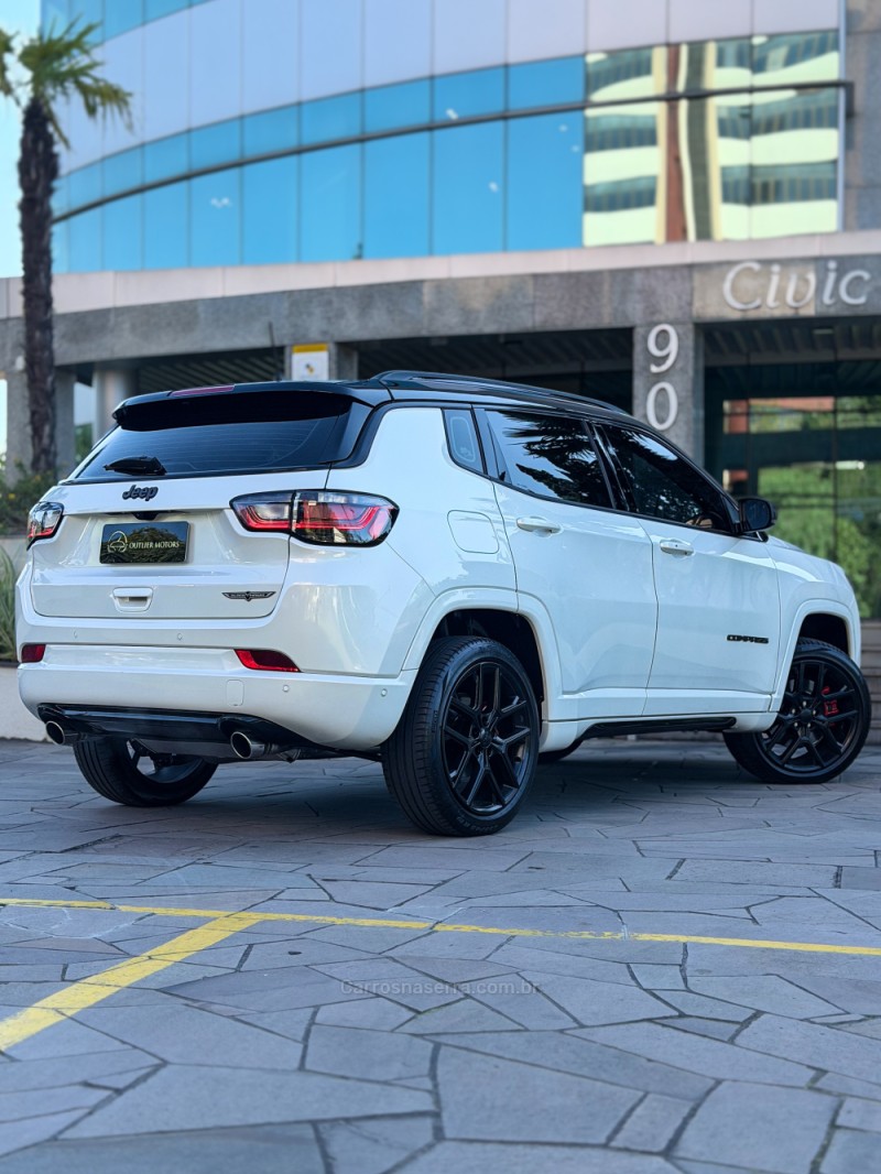 COMPASS 2.0 BLACKHAWK 4 TURBO GASOLINA 4P AUTOMÁTICO - 2025 - NOVO HAMBURGO