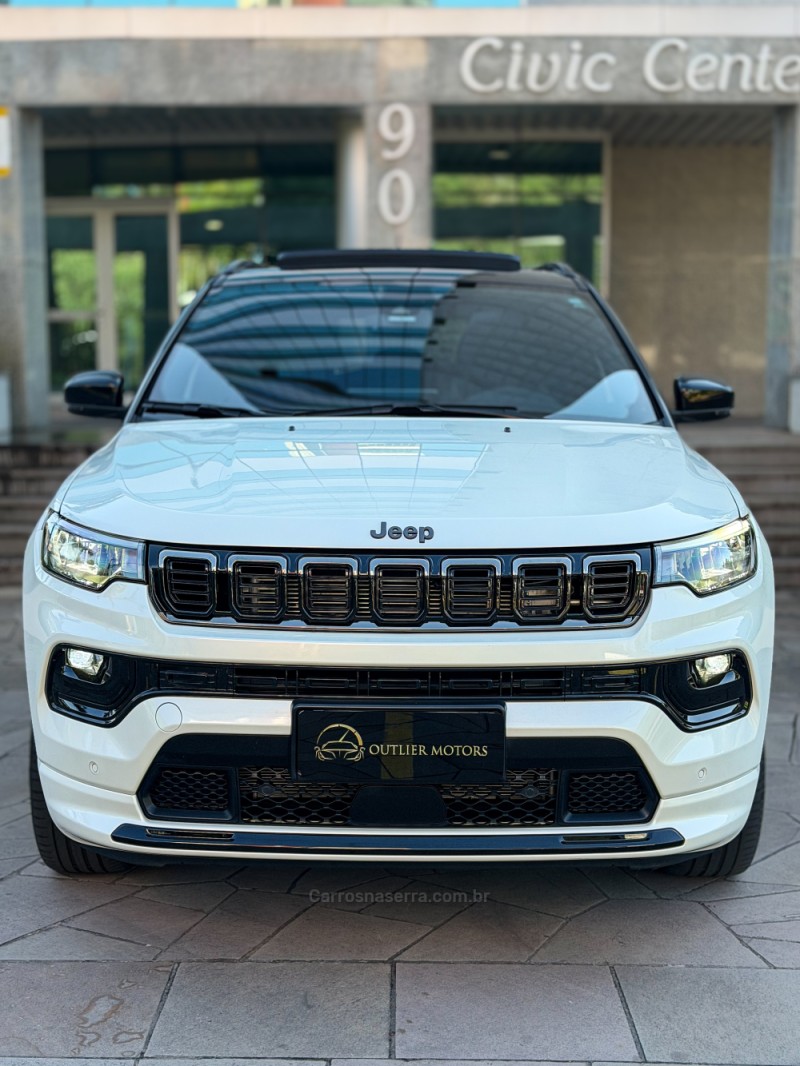 COMPASS 2.0 BLACKHAWK 4 TURBO GASOLINA 4P AUTOMÁTICO - 2025 - NOVO HAMBURGO