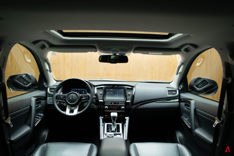 PAJERO SPORT 2.4 LEGEND 4X4 TURBO DIESEL 4P AUTOMÁTICO - 2025 - GARIBALDI