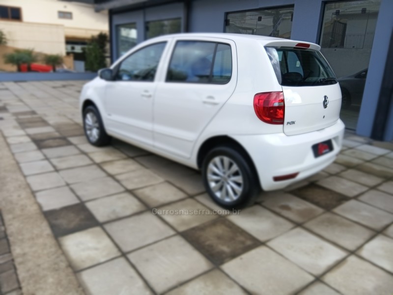 FOX 1.0 MI 8V FLEX 4P MANUAL - 2014 - BENTO GONçALVES
