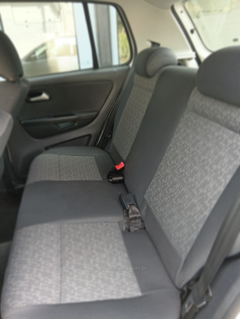 FOX 1.0 MI 8V FLEX 4P MANUAL - 2014 - BENTO GONçALVES