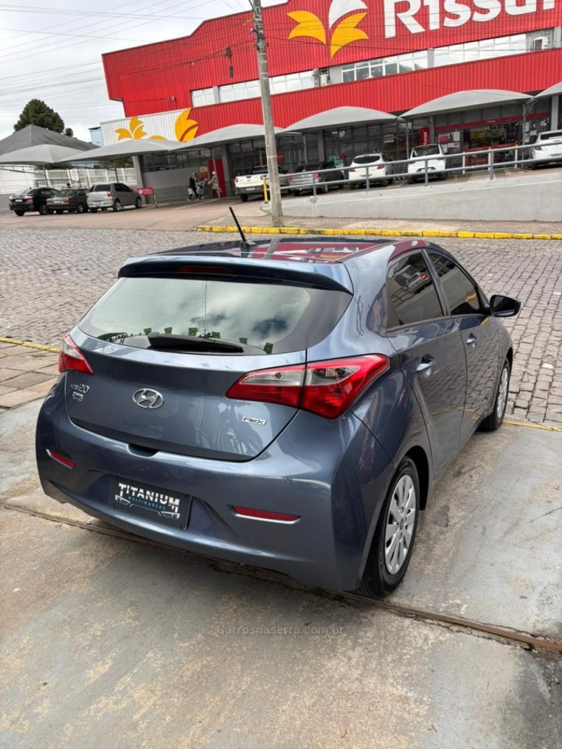 HB20 1.0 COMFORT 12V FLEX 4P MANUAL - 2015 - SãO FRANCISCO DE PAULA