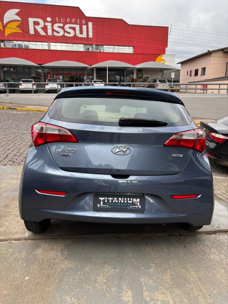 HB20 1.0 COMFORT 12V FLEX 4P MANUAL - 2015 - SãO FRANCISCO DE PAULA