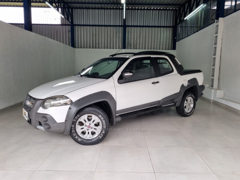 STRADA 1.8 MPI ADVENTURE CD 8V FLEX 2P MANUAL - 2012 - VACARIA